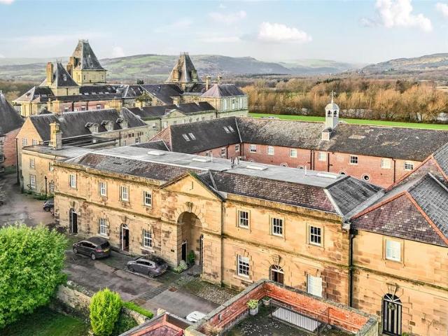 House for sale in Ruabon, Wales