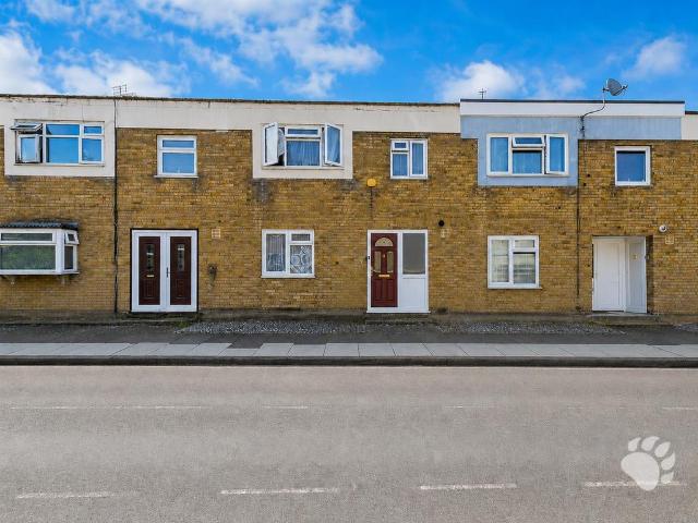 House for sale in Lee Chapel, Essex