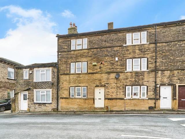 House for sale in Eccleshill, West Yorkshire