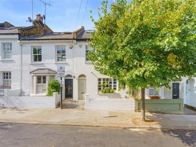 House for sale in Wandsworth, Greater London