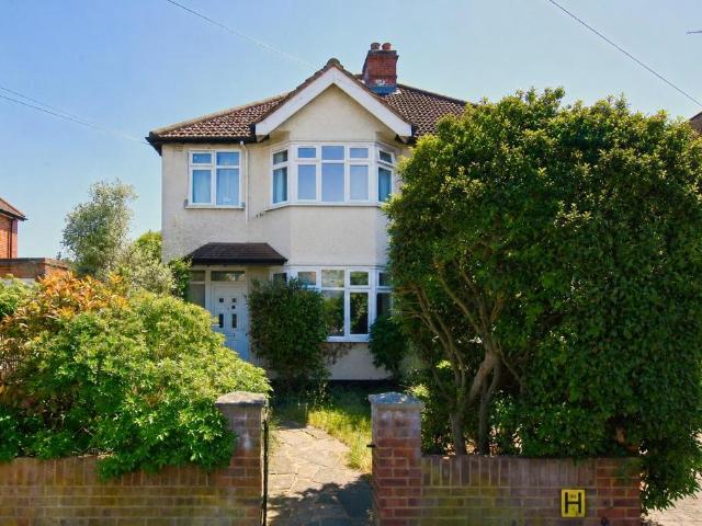 House for sale in New Malden, Greater London