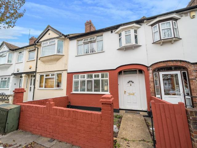 House for sale in London Borough of Croydon, Greater London