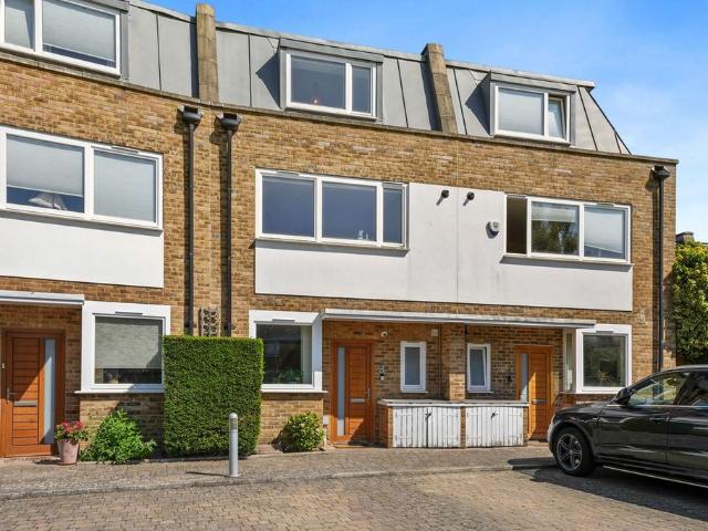 House for sale in Wandsworth, Greater London