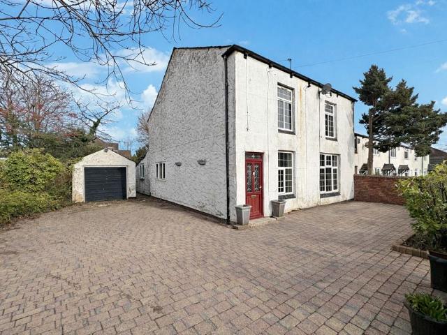 House for sale in Daisy Hill, Lee Bank