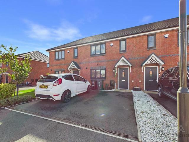 House for sale in Drakelow Park, South Derbyshire
