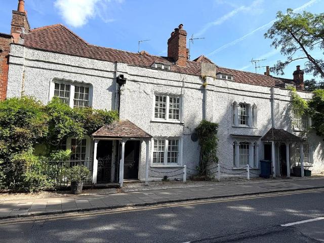 House for sale in Lunnon, Buckinghamshire