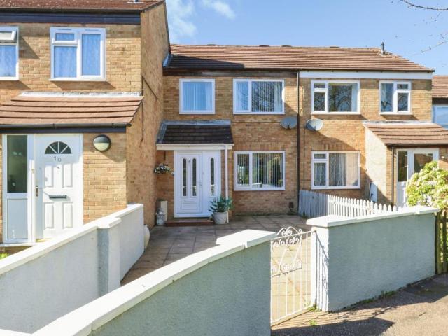House for sale in Throop, Bournemouth