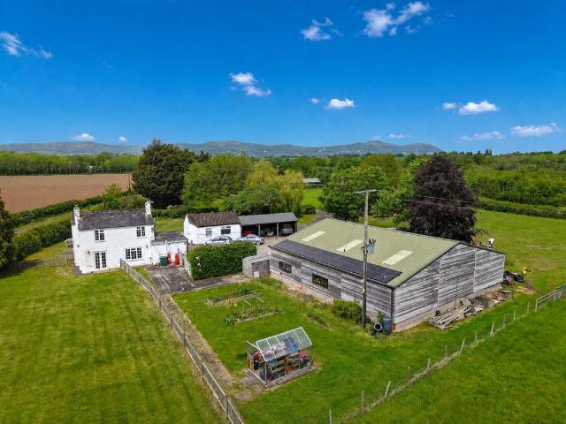 House for sale in Tunnel Hill, Forthampton