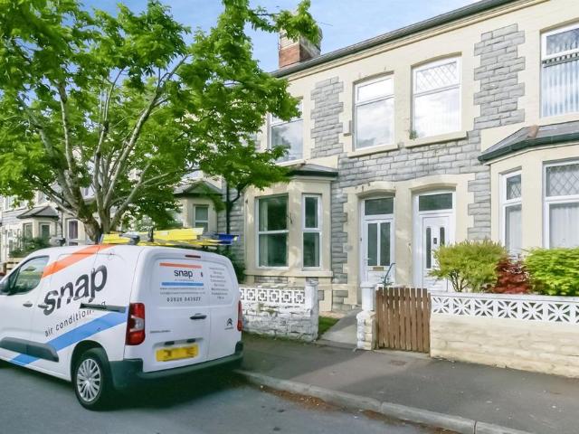House for sale in Gibbonsdown, Barry