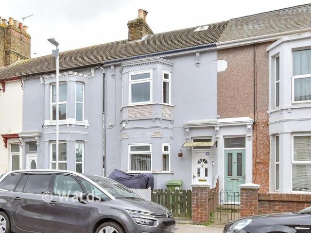 House for sale in Sheerness, Oad Street