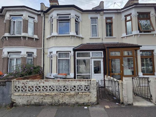House for sale in Manor Park, Greater London