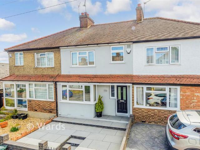 House for sale in Hawley, Monks Orchard