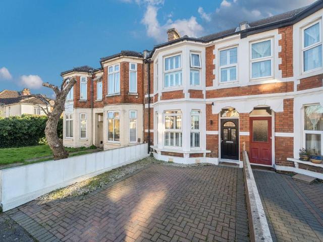 House for sale in Hill, City Of Southampton