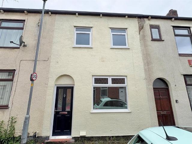 House for sale in New Hall Farm, Wigan