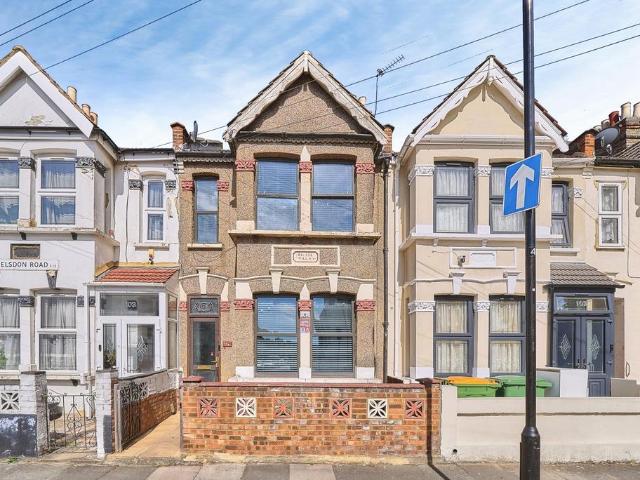 House for sale in Upton Park, Greater London