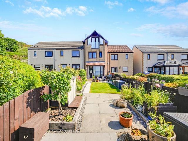 House for sale in Kinghorn, Scotland
