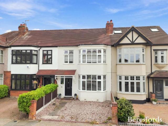 House for sale in London Borough of Havering, Greater London