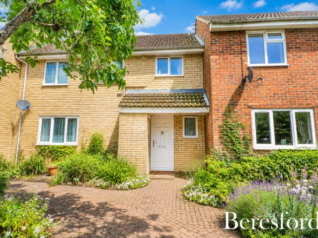 House for sale in Chipping Hill, Essex