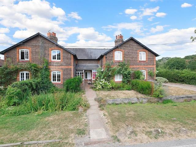 House for sale in Pachesham Park, Surrey