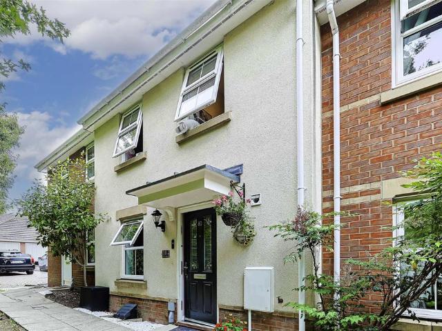 House for sale in Kingfisher Park, Colliers End