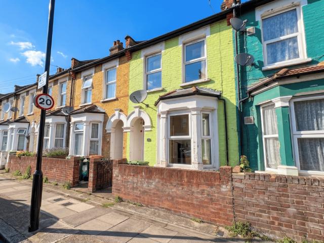 House for sale in Plaistow, Greater London