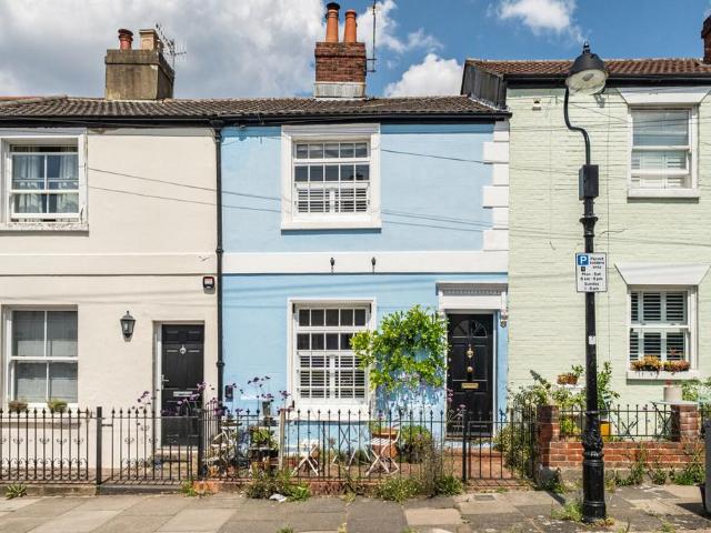 House for sale in The Polygon, City Of Southampton