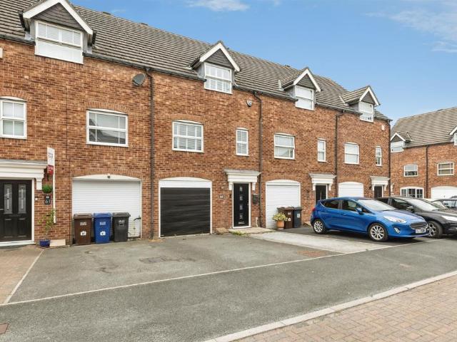 House for sale in Church Fenton