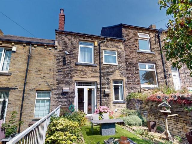 House for sale in Wrose, West Yorkshire