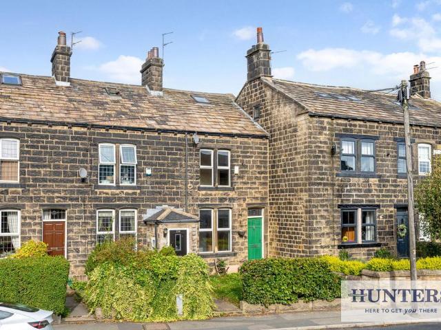 House for sale in White Cross, Leeds