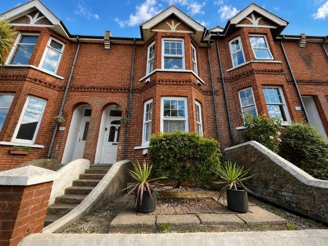House for sale in Mount Pleasant, Iford