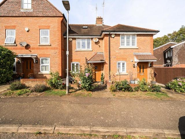 House for sale in Markyate, Dacorum