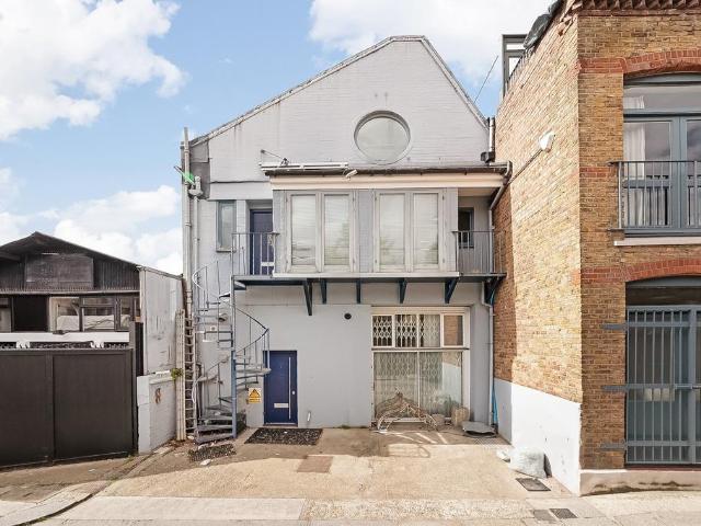 House for sale in Tufnell Park, Greater London
