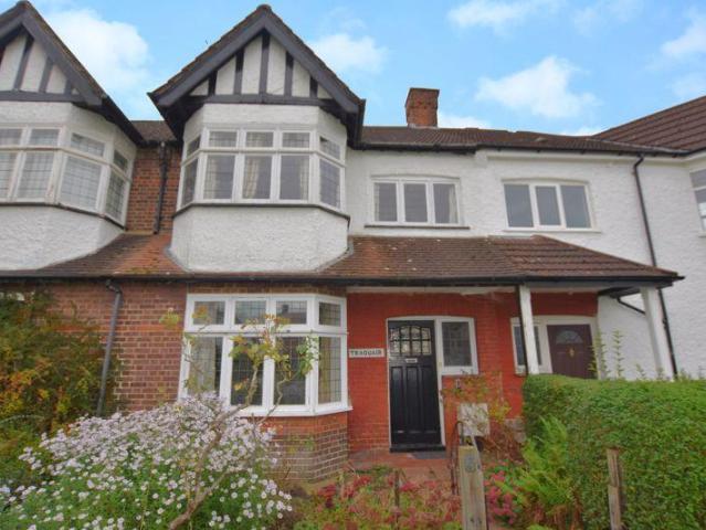 House for sale in Lane, Greater London