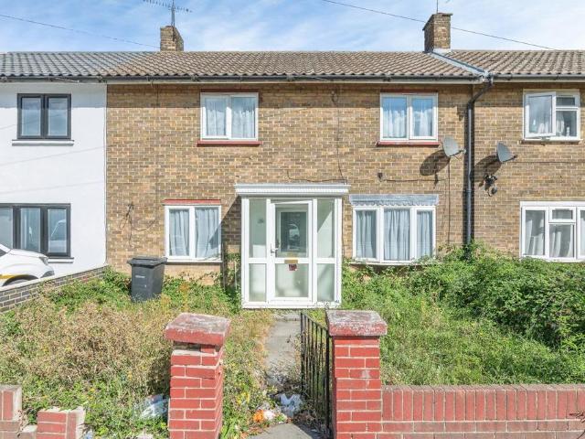 House for sale in Tilbury, Essex