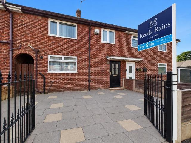 House for sale in Georgia, Greater Manchester