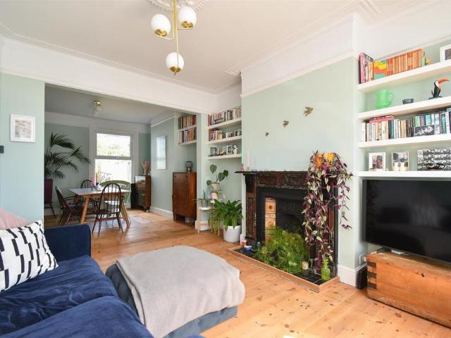 House for sale in Clive Vale, Guestling Green