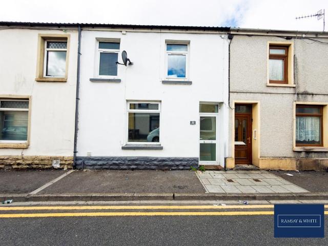 House for sale in Troed-y-rhiw, Troedyrhiw