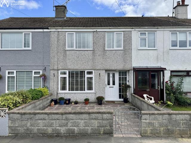 House for sale in Pentre Pella, Llaingoch