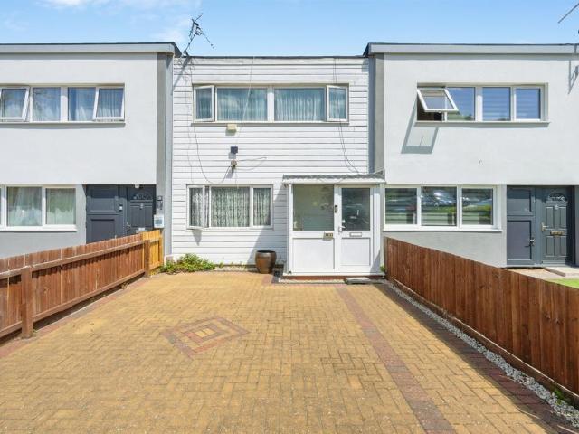 House for sale in Netherfield, Bletchley