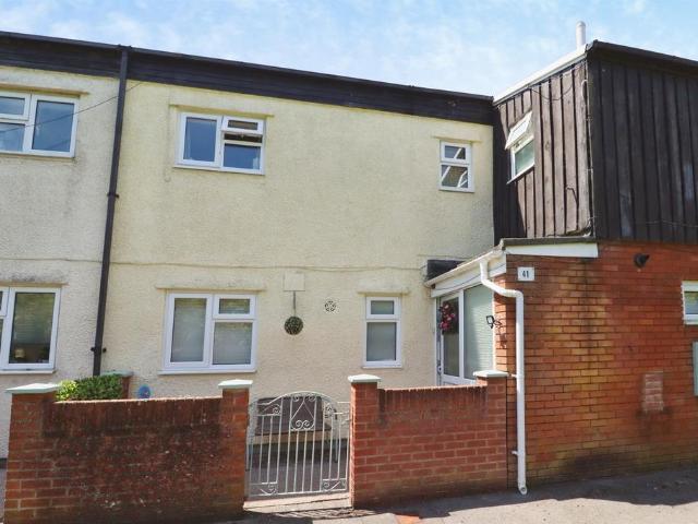 House for sale in Flemingston, Wales