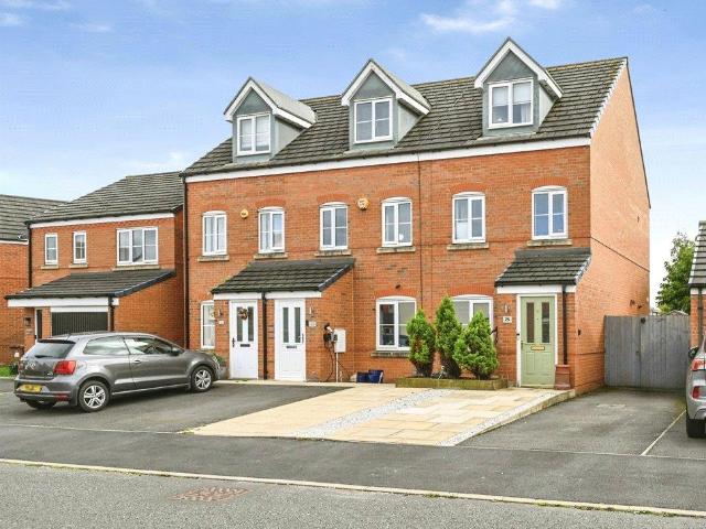 House for sale in Newton-le-Willows, St Helens