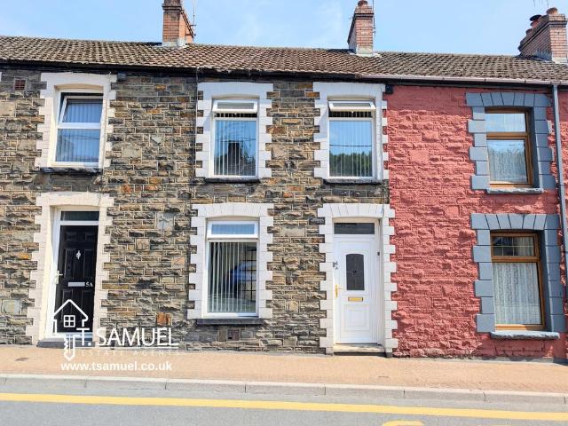 House for sale in Penrhiwceiber, Wales