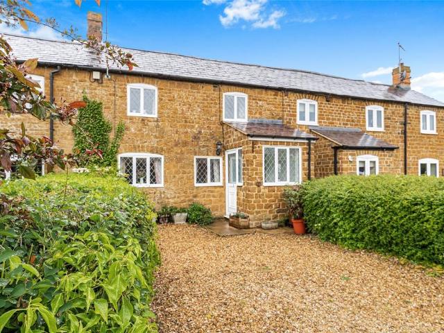 House for sale in Evershot, Oxfordshire