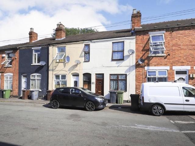 House for sale in Goldthorn Hill, West Midlands