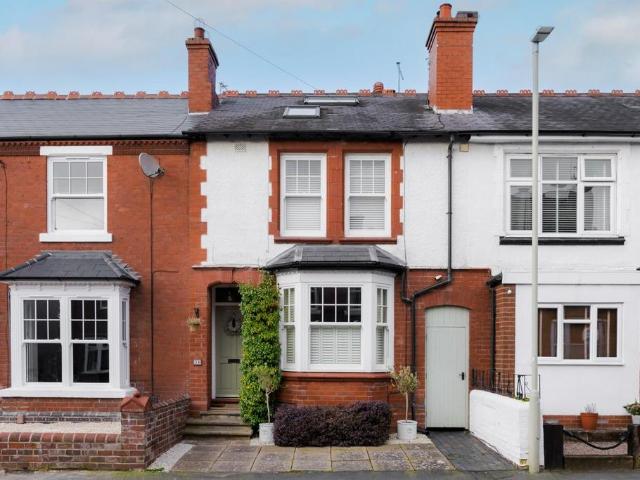 House for sale in Stourbridge, West Midlands
