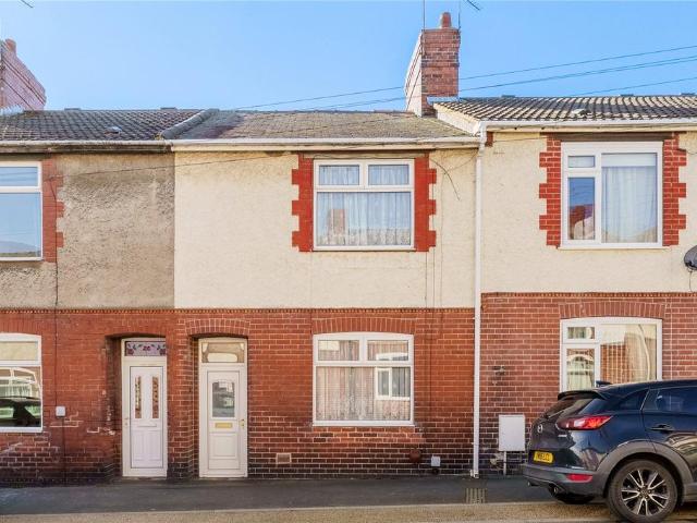 House for sale in South Kirkby and Moorthorpe, West Yorkshire
