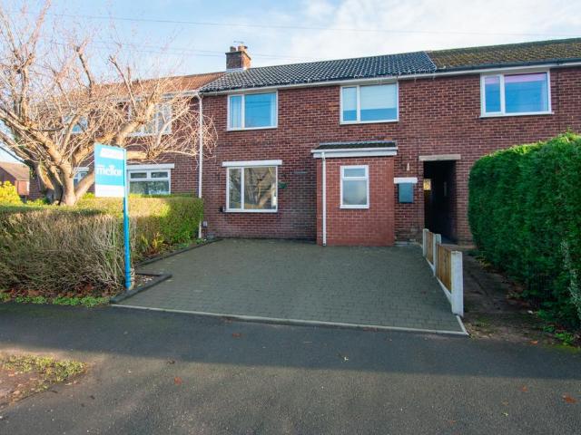 House for sale in Cuddington, Cheshire