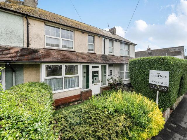 House for sale in Fishersgate, West Sussex