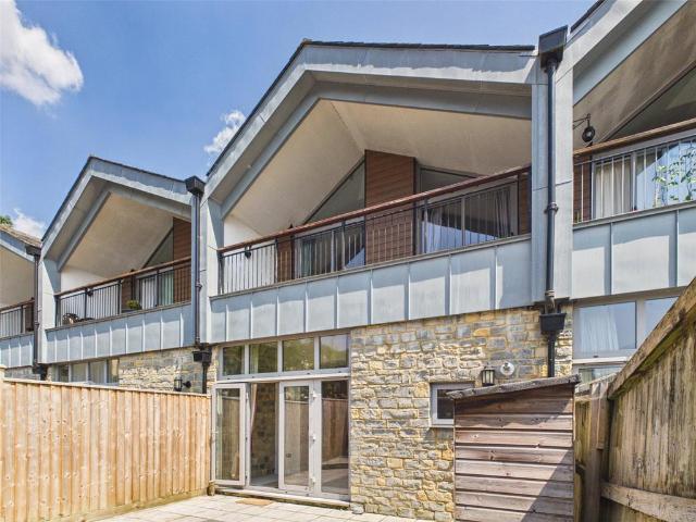 House for sale in Weir Quay, Devon