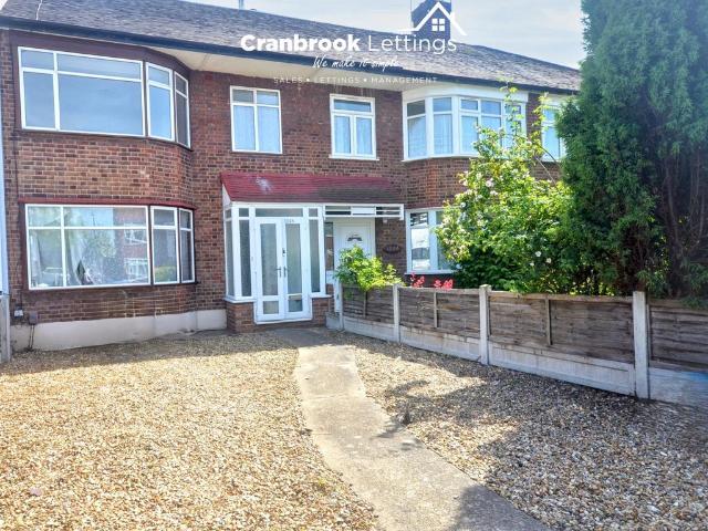 House for sale in Chadwell Heath, Greater London